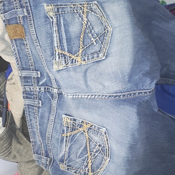 Woman's jeans - Picture 4 of 4